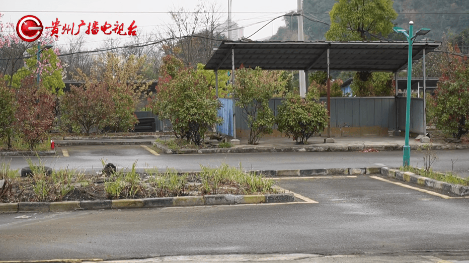 交3000元報名學車，兩年後回來駕校“蒸發”！貴陽一男子懵了：場地還在人卻沒了，學費該咋辦……
