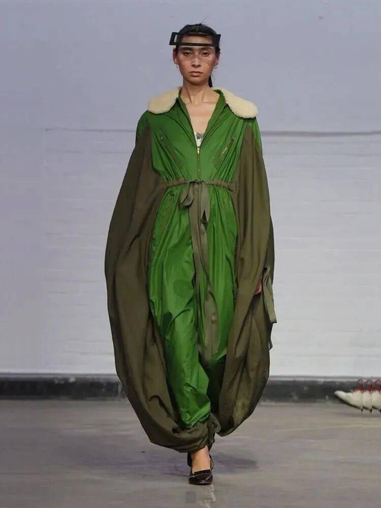 服裝畢業設計釋出 | 2026中央聖馬丁藝術與設計學院-研究生服裝畢業秀！